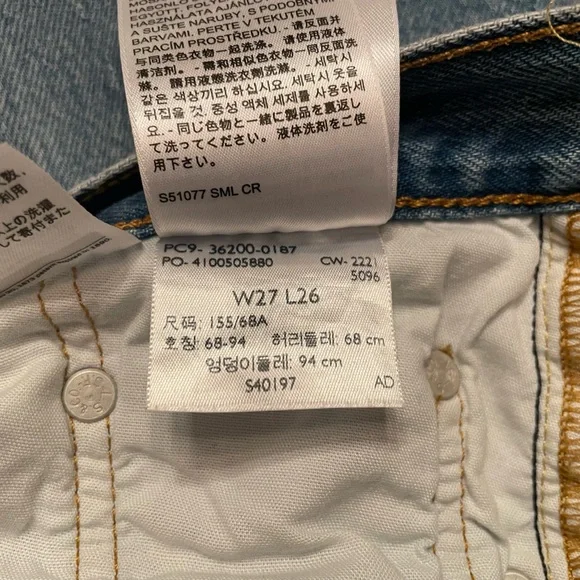 New ✨ Levi’s Original 501 Destroyed - Picture 5 of 6